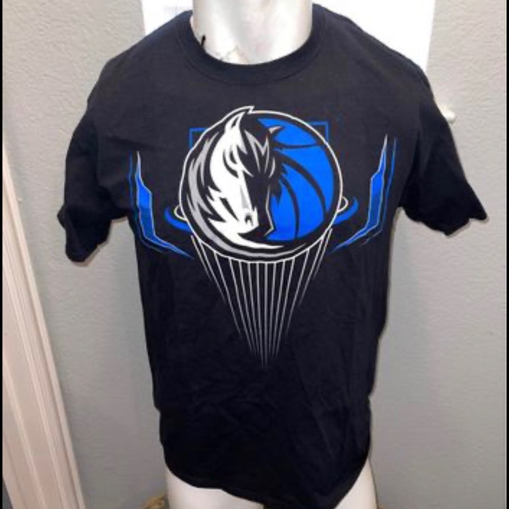Dallas Mavericks: Dirk Nowitzki Jersey Style T-Shirt: Large: Big German:Vintage